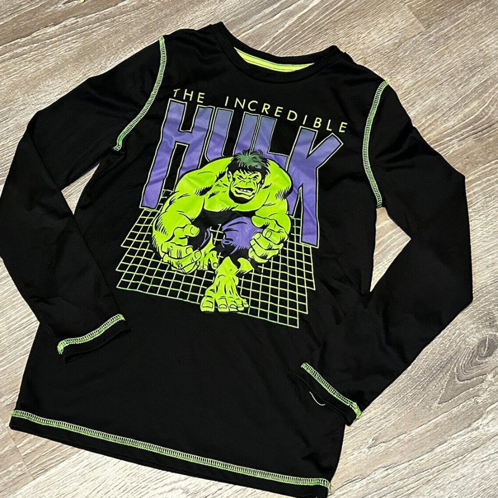 Marvel The Avengers Incredible Hulk Youth 8 Performance Tshirt Long sleeve